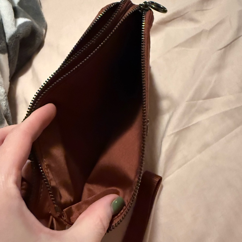 Lululemon Athletica orange/rust wristlet - Picture 3 of 4